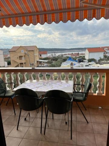 Appartamento Mira Barbat na Rabu Esterno foto
